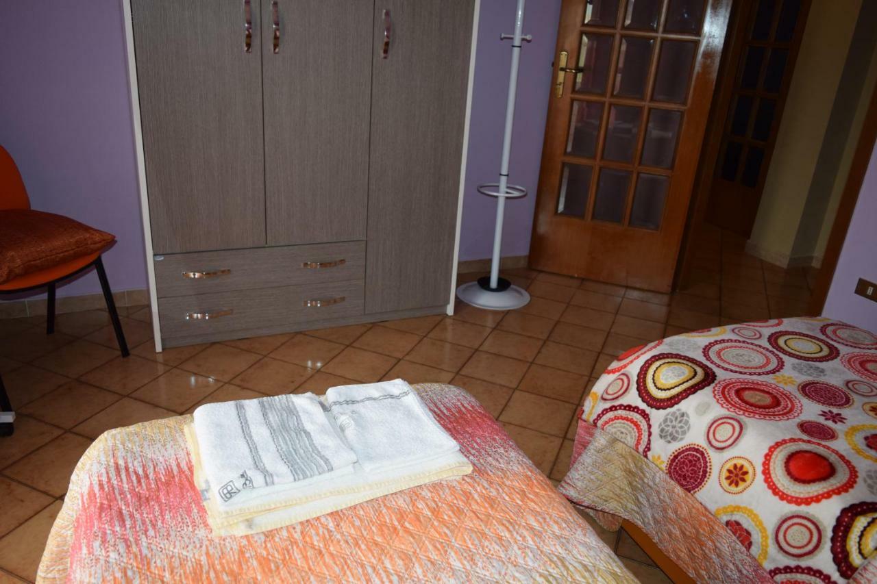 Amici Di Hackert Bed & Breakfast Caserta Exterior photo